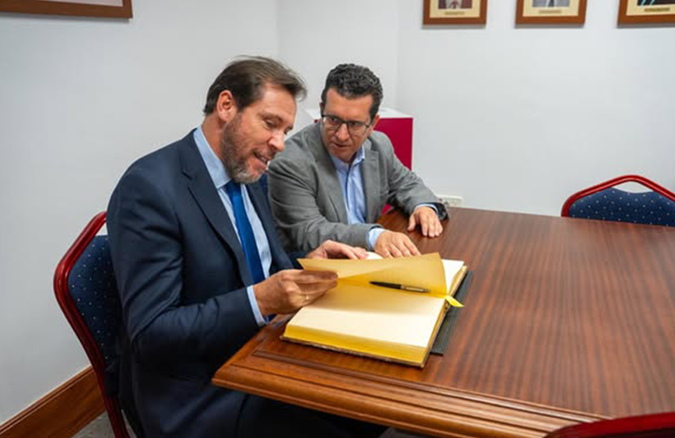 Oscar Puente y Juan Jesús Facundo Suarez