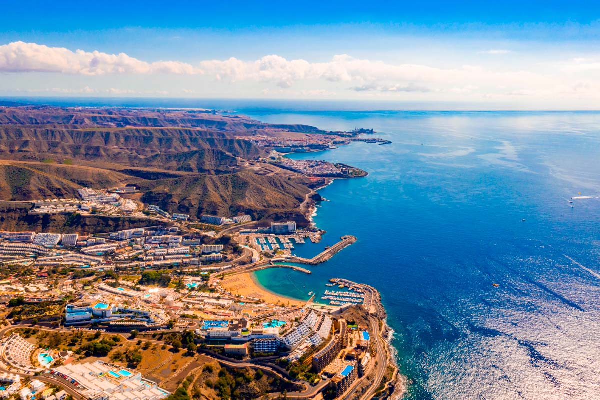Vista Aerea de La Costa del Sur de Gran Canaria - Zona Amadores - Juan Jesus Facundo